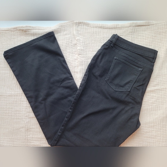 Style & Co. Black Bootcut Jeans EUC - Picture 1 of 4